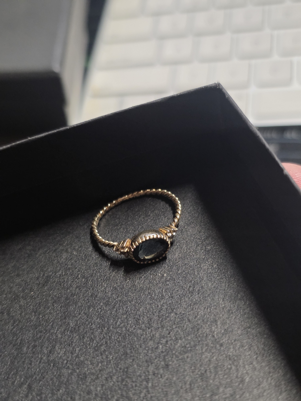 Gold Twisted Band Ring with Blue Stone
